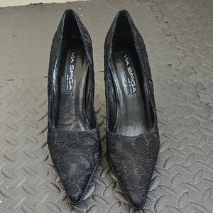 Via Spiga Elegant Black Floral Heels